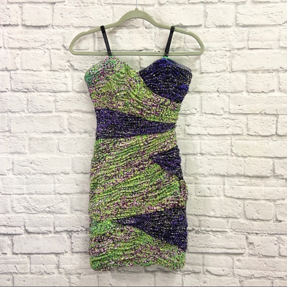 BCBG MaxAzria Bodycon Strapless Mini Dress Size 4 Sweetheart Ruched Purple Green